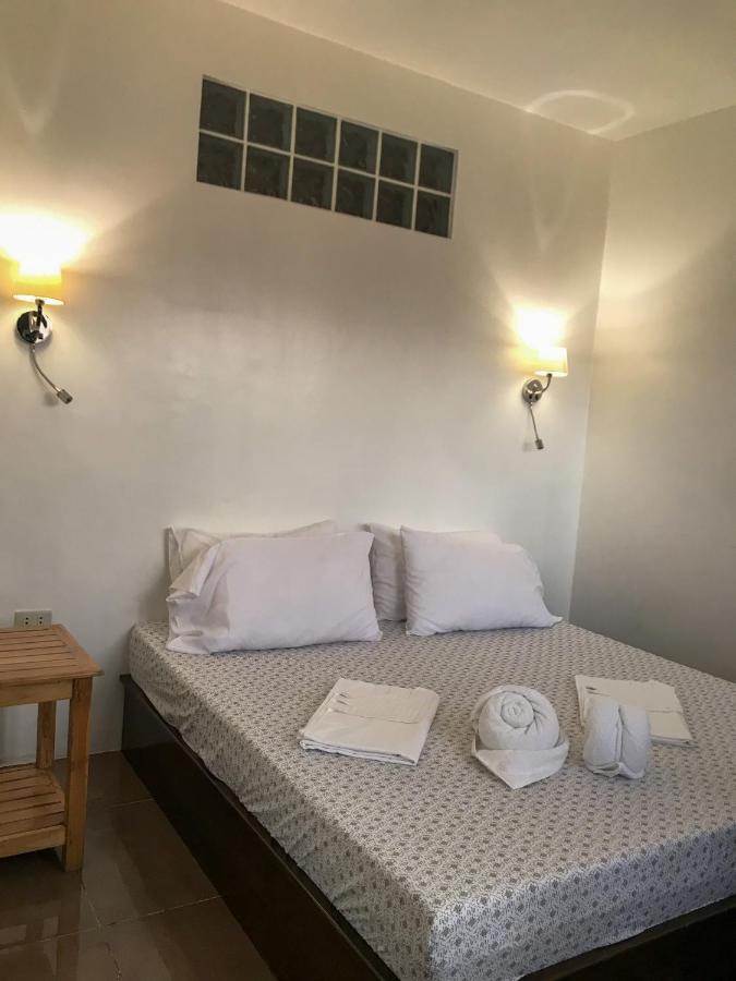 E.I. Suites Siquijor Dış mekan fotoğraf